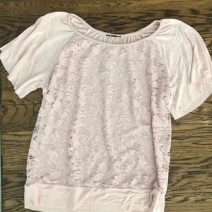Baby pick lace front tee